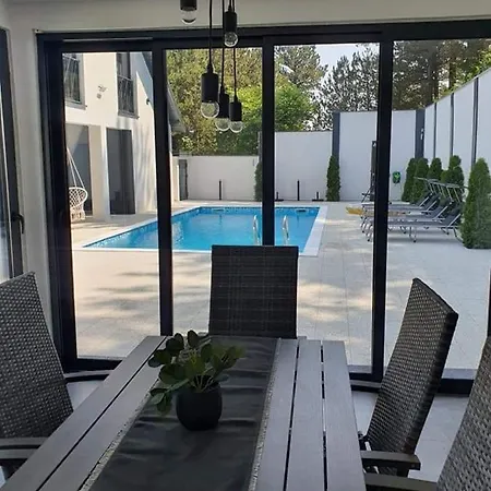 House0501 *
