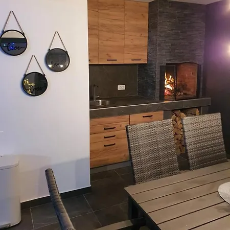 House0501 * موستار