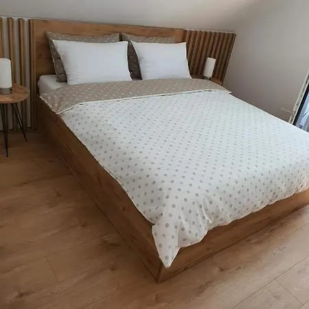 House0501 *