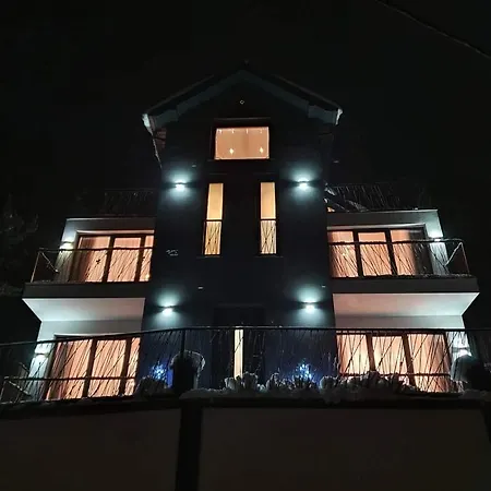 House0501 * موستار
